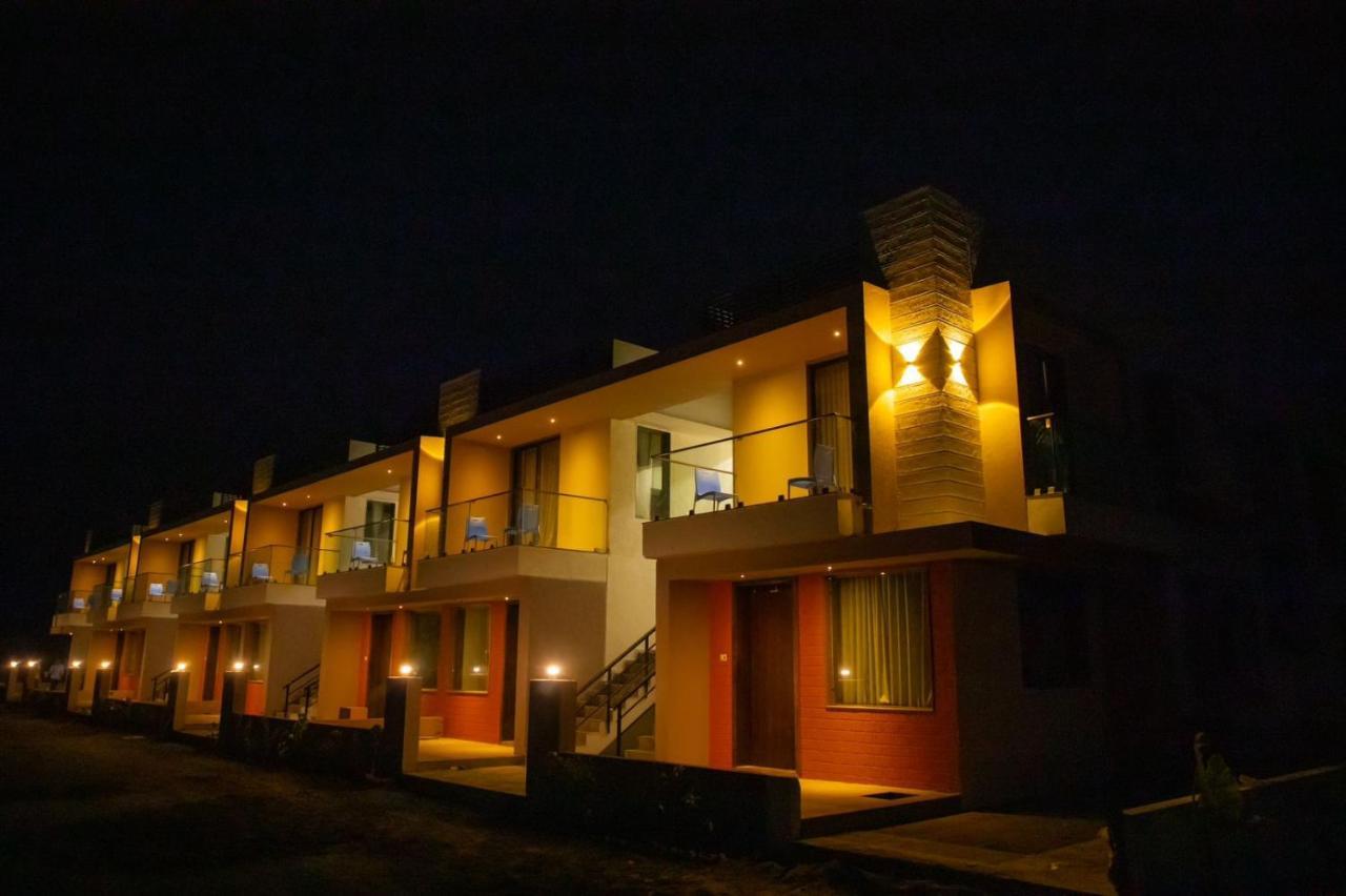 Garudeshwar Leena Resort מראה חיצוני תמונה