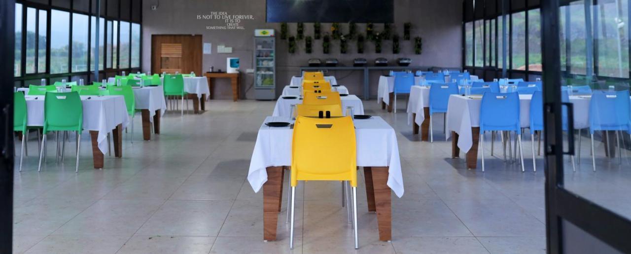Garudeshwar Leena Resort מראה חיצוני תמונה