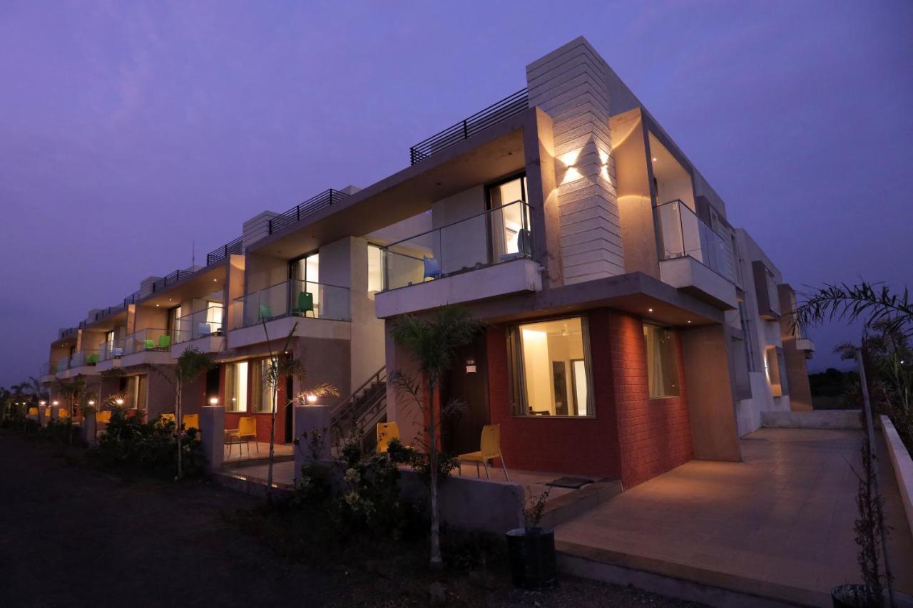 Garudeshwar Leena Resort מראה חיצוני תמונה