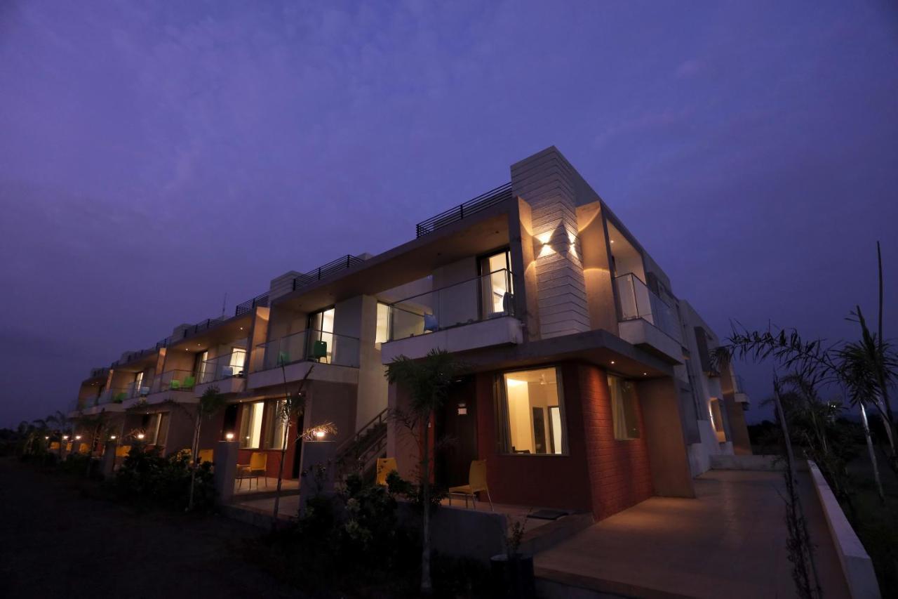Garudeshwar Leena Resort מראה חיצוני תמונה